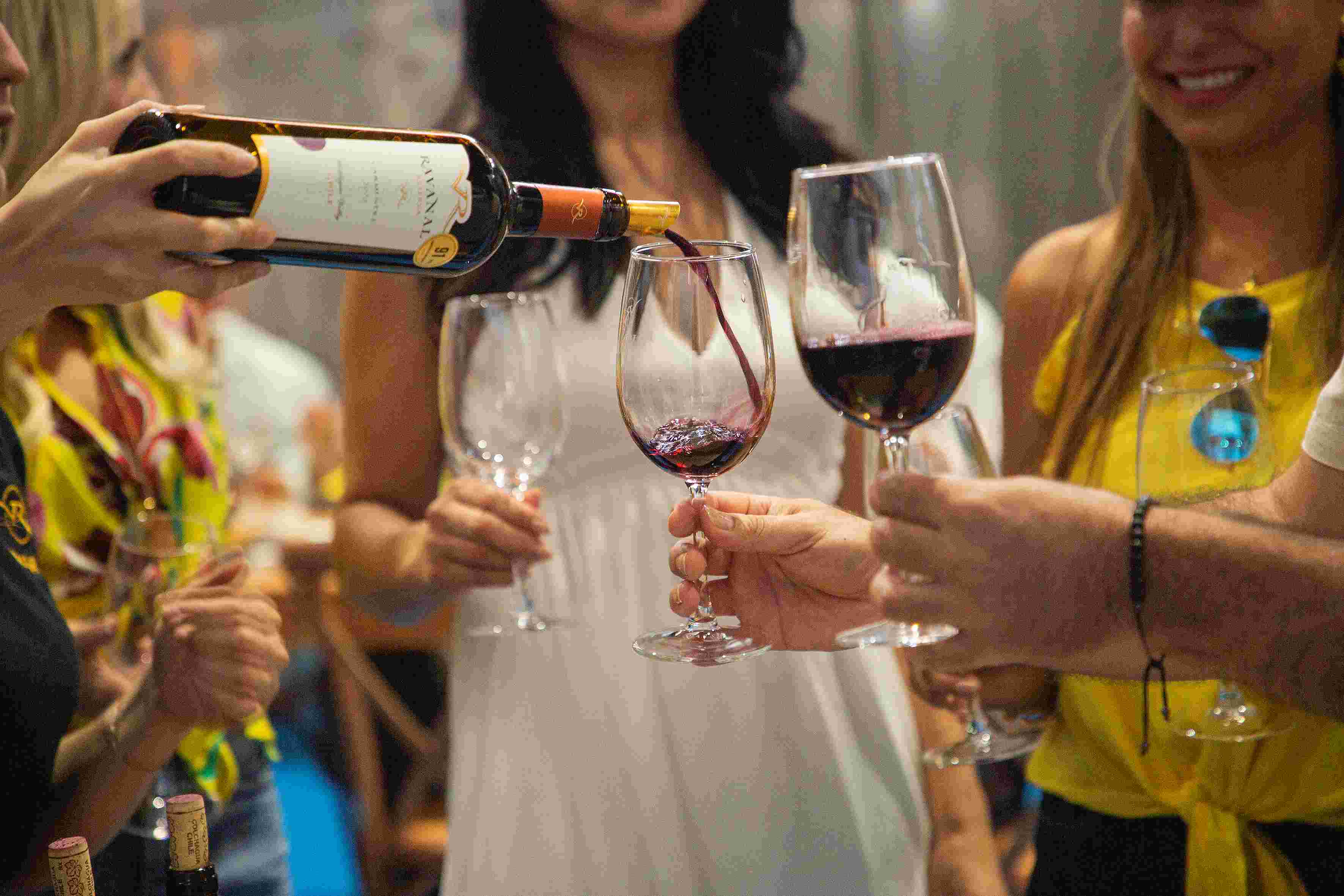 Juntas Secretas”: el nuevo encuentro entre solteros y solteras en Colchagua